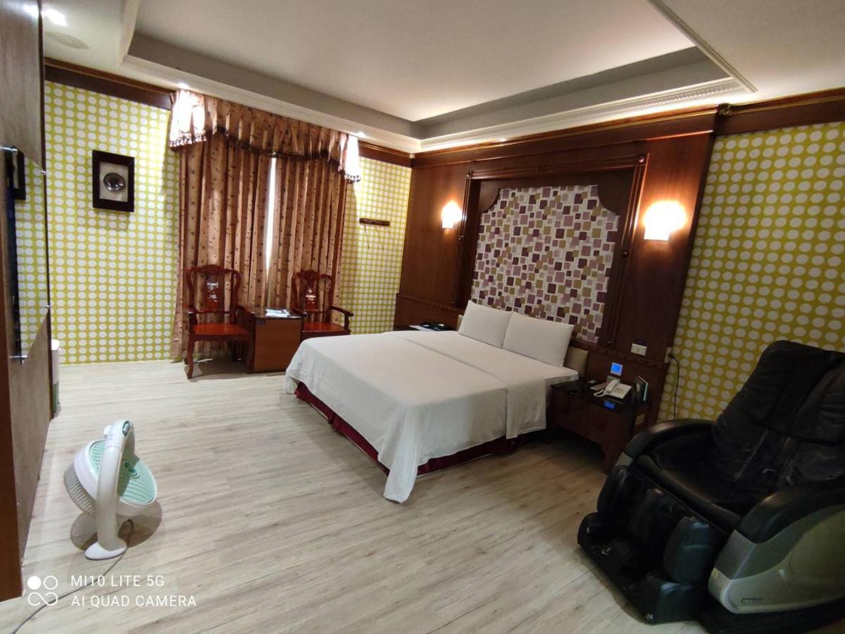 Blue Sky Motel Guishan Dış mekan fotoğraf