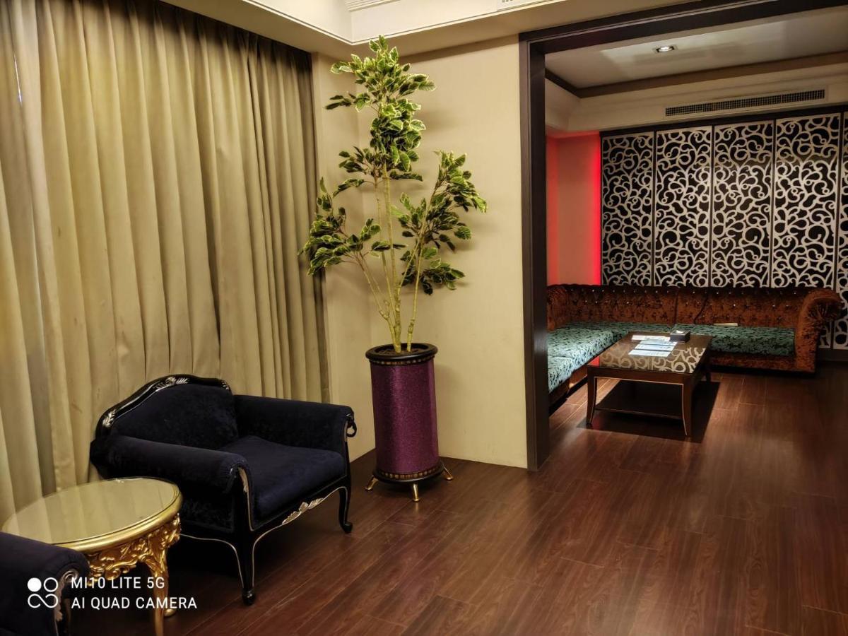 Blue Sky Motel Guishan Dış mekan fotoğraf