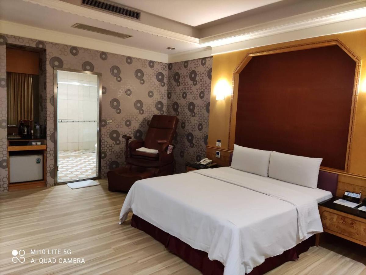 Blue Sky Motel Guishan Dış mekan fotoğraf
