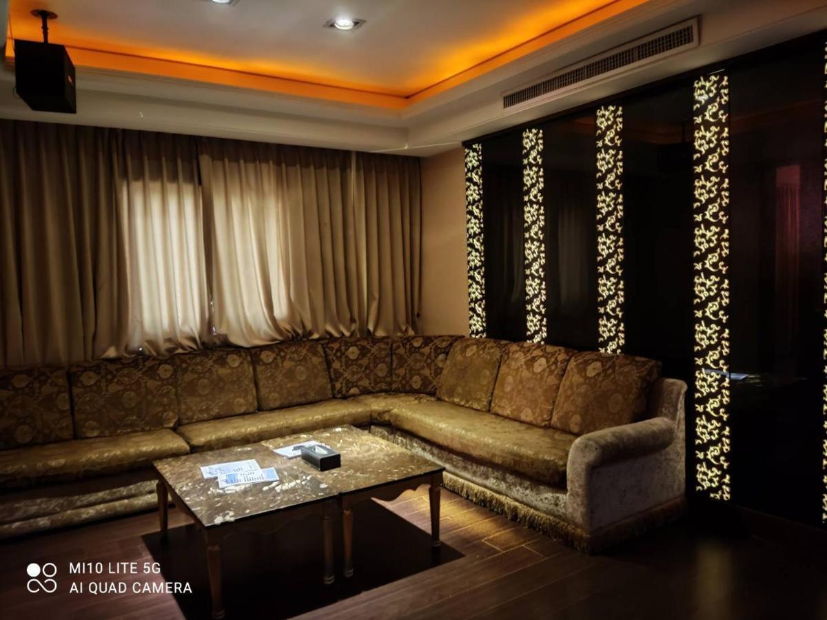 Blue Sky Motel Guishan Dış mekan fotoğraf