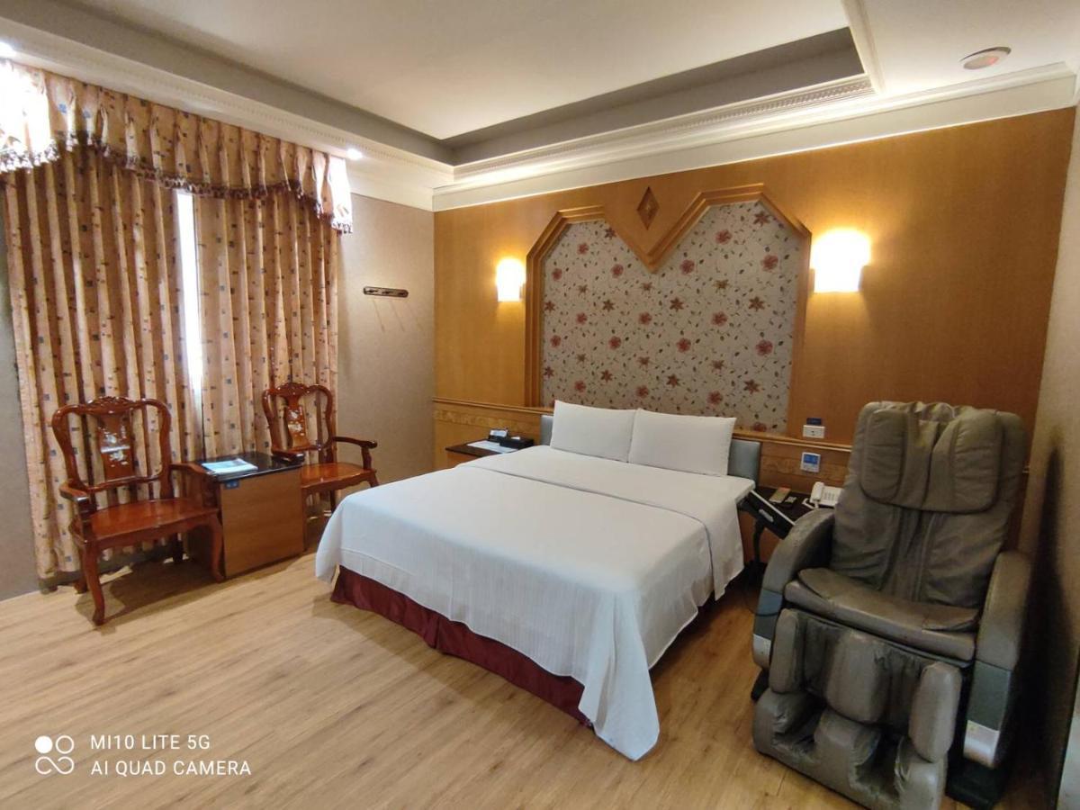 Blue Sky Motel Guishan Dış mekan fotoğraf