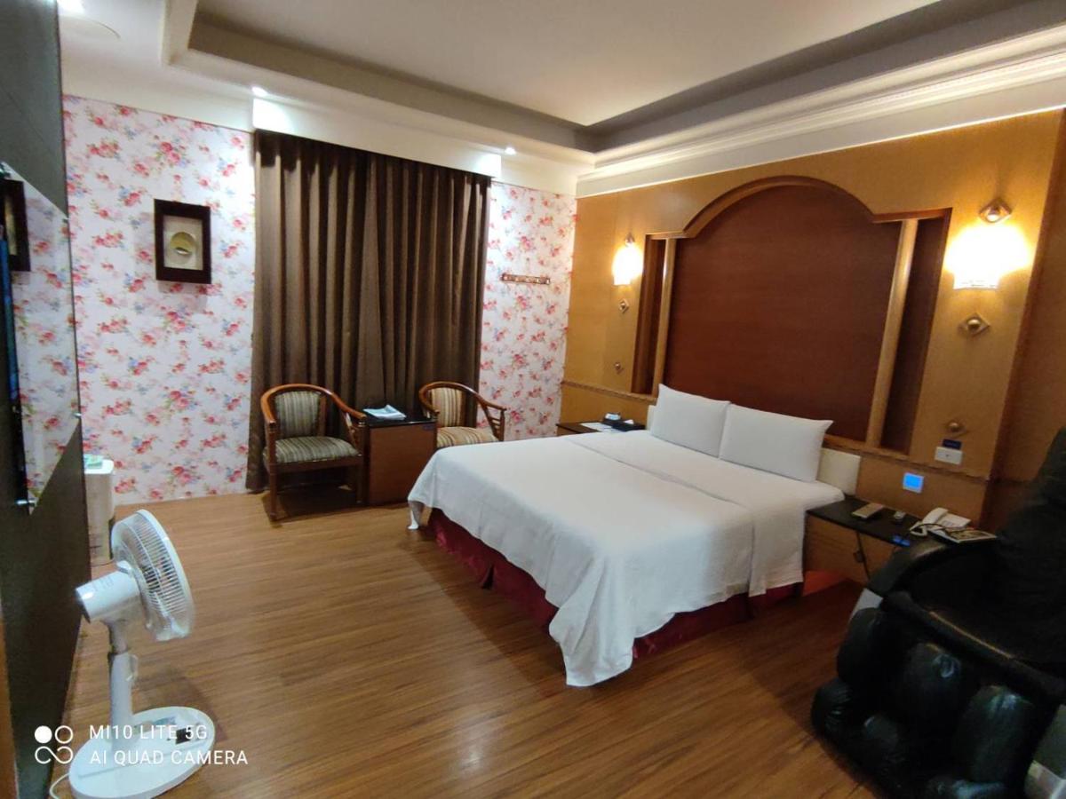 Blue Sky Motel Guishan Dış mekan fotoğraf